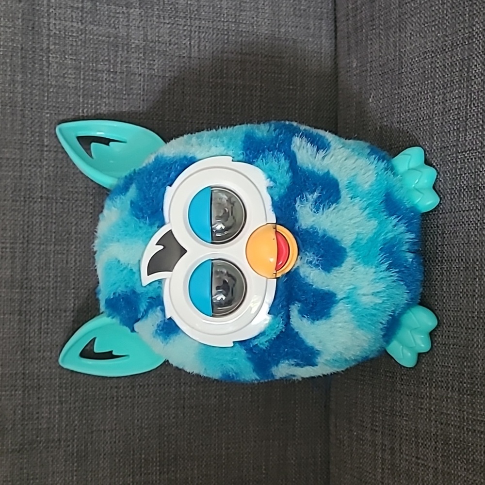 Hasbro Furby Boom Blue Waves